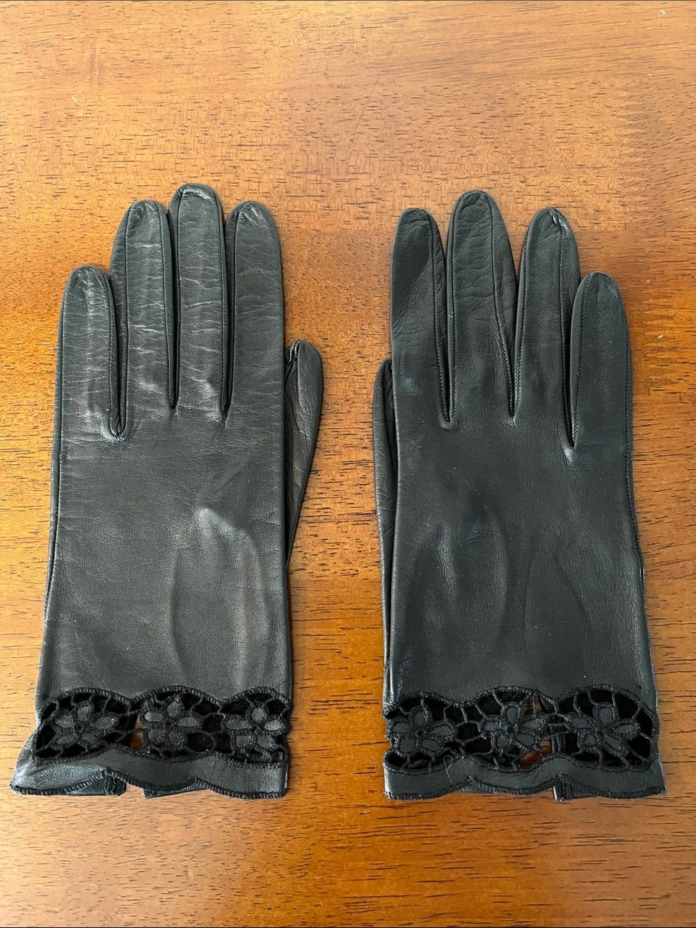 Vintage Women's Black Leather Gloves with Lace Trim